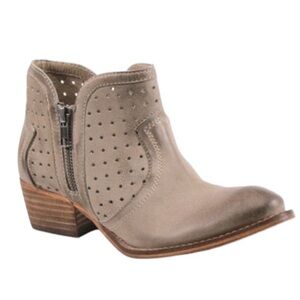 Diba True Show Tunes Western Tan Bootie 6.5
